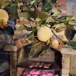 The Old Cherry House * Razlog