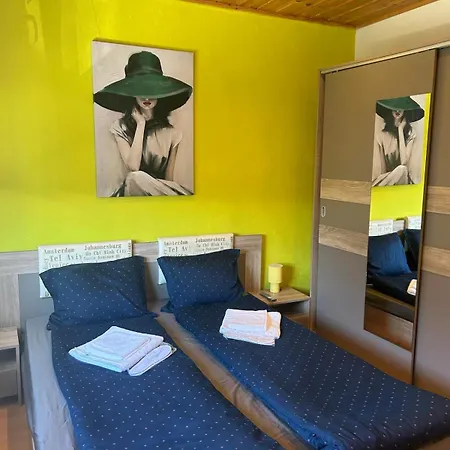 The Old Cherry House Dom wakacyjny Razłog