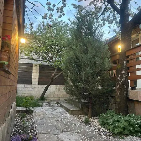 The Old Cherry House Дом отдыха